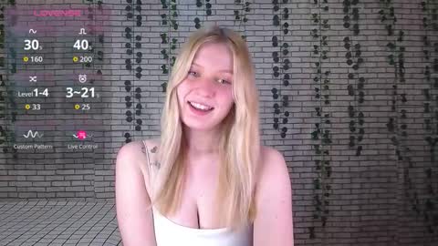 Amili online show from October 2025 11:42:01 AM