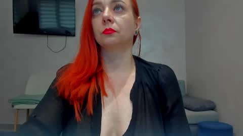 Emiliana online show from April 2026 11:57:02 AM