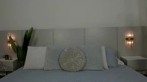 Emilie online show from May 2026 03:14:02 AM