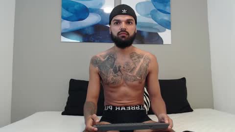 Snapshot of emilio_wolf chatting on January 2025 08:56:01 AM EMILIO online show from January 2025 08:56:01 AM