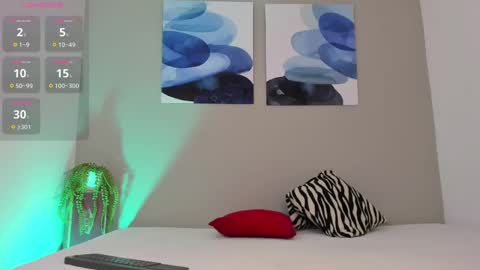 Snapshot of emilio_wolf chatting on March 2025 11:48:01 AM EMILIO online show from March 2025 11:48:01 AM