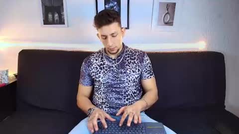 Snapshot of emiliocum_24 chatting on July 2026 04:58:02 AM EMILIOCUM online show from July 2026 04:58:02 AM