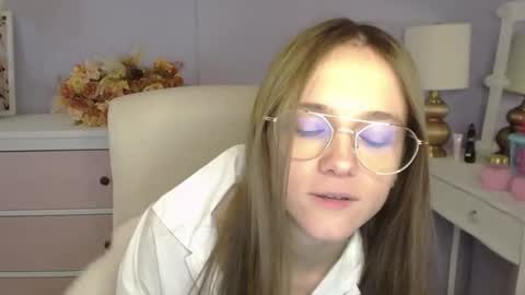 Emilly online show from January 2026 09:14:02 AM