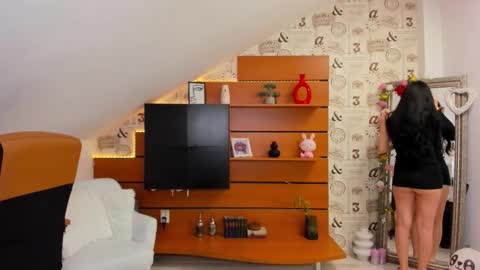 Snapshot of emillytaylor chatting on November 2025 04:55:02 AM EmillyTaylor online show from November 2025 04:55:02 AM