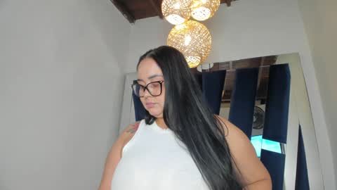 Emily  online show from February 2025 06:17:02 PM