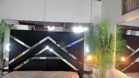 Emily  online show from January 2026 10:42:02 AM