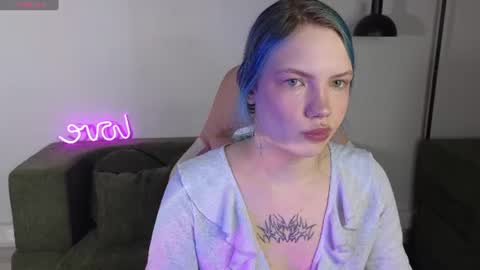 Snapshot of emily__hamilton chatting on July 2026 01:19:02 AM Emily online show from July 2026 01:19:02 AM