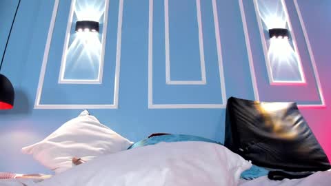 Emily online show from February 2025 04:20:02 PM