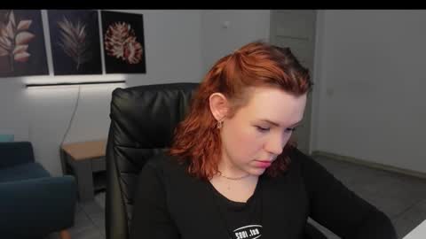 EMILY BOKER online show from January 2026 10:04:02 PM