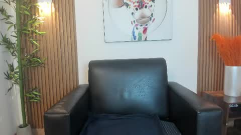 Snapshot of emily_frostt chatting on July 2026 12:10:01 PM emily_frostt online show from July 2026 12:10:01 PM