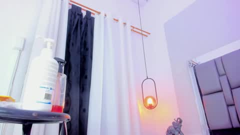 Snapshot of emily_gil1 chatting on February 2025 05:47:01 PM Emi online show from February 2025 05:47:01 PM