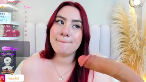 Snapshot of emily_hill___ chatting on January 2025 04:25:02 AM EMILY Monday 5-2 am From Tuesday to Friday5-1 am Colombia time online show from January 2025 04:25:02 AM