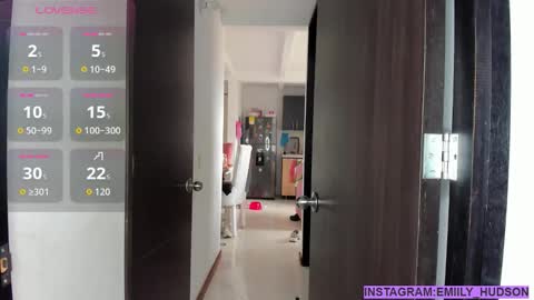 independet model online show from October 2025 05:54:02 PM