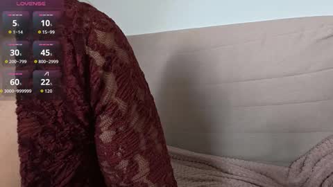 Emily online show from September 2025 08:50:02 AM