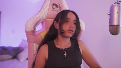Snapshot of emily_jonexs_ chatting on March 2026 10:04:02 PM mily online show from March 2026 10:04:02 PM