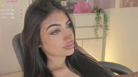 EmilyKenner  Independent model  online show from October 2025 11:44:01 AM