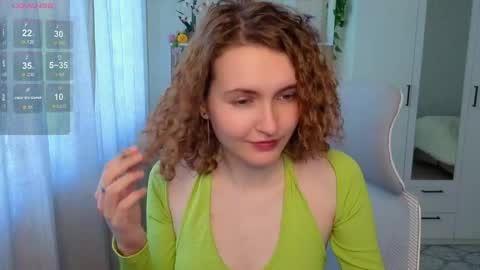 Snapshot of emily_lune chatting on June 2026 02:28:02 AM Emily online show from June 2026 02:28:02 AM