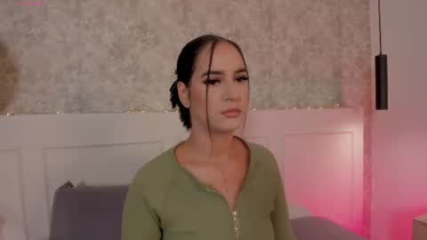 emily_luve online show from July 2026 12:00:01 PM