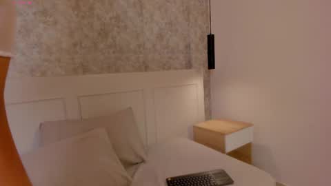 emily_luve online show from July 2026 11:37:02 AM