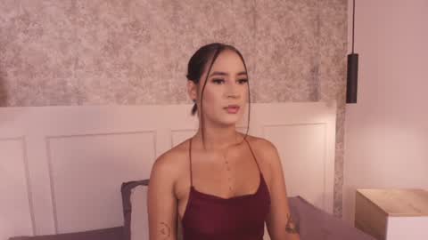 emily_luve online show from July 2026 11:28:02 AM