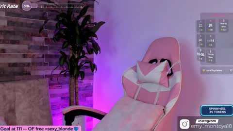 Emily online show from October 2025 10:04:01 PM