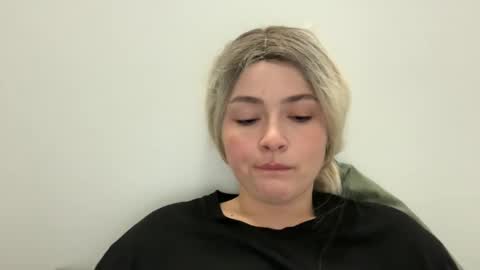 emily_morning_dew online show from October 2025 05:08:02 AM