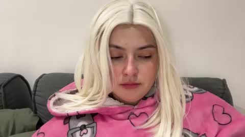 emily_morning_dew online show from November 2025 10:43:02 PM