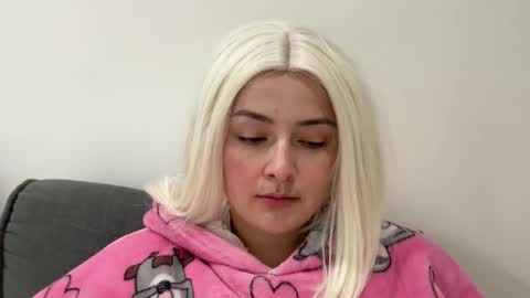 emily_morning_dew online show from December 2025 11:59:01 AM