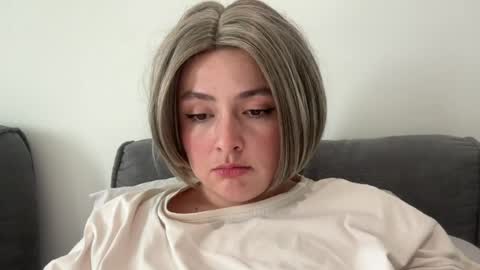 Snapshot of emily_morning_dew chatting on July 2026 01:50:01 PM emily_morning_dew online show from July 2026 01:50:01 PM