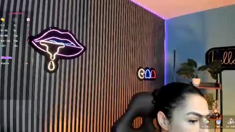 Snapshot of emily_roberts1 chatting on July 2026 12:45:02 PM Emily online show from July 2026 12:45:02 PM