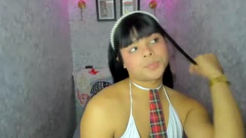 Snapshot of emily_rosue_ chatting on July 2026 04:19:01 AM emily_rosue_ online show from July 2026 04:19:01 AM