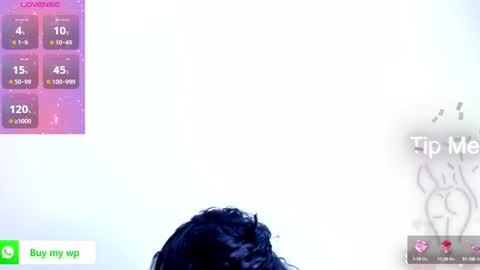 Snapshot of emily_sexy3 chatting on January 2025 02:32:01 PM Emily online show from January 2025 02:32:01 PM