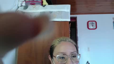 Snapshot of emily_sexy69 chatting on March 2025 09:56:01 PM Emily online show from March 2025 09:56:01 PM