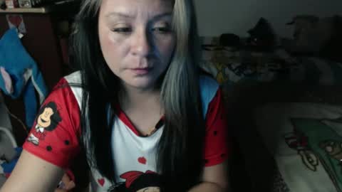 Snapshot of emily_sexy69 chatting on December 2025 06:20:01 AM Emily online show from December 2025 06:20:01 AM