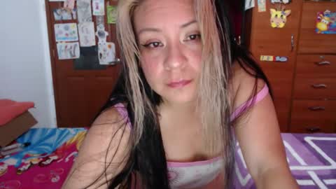 Snapshot of emily_sexy69 chatting on February 2026 02:54:01 PM Emily online show from February 2026 02:54:01 PM