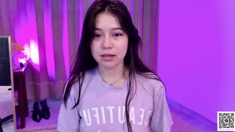 Snapshot of emily_sweet30 chatting on May 2026 10:51:02 PM Emily online show from May 2026 10:51:02 PM