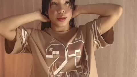 Emily online show from December 2025 12:32:02 PM