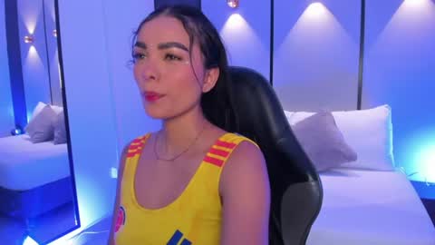 Snapshot of emily_tolson chatting on June 2026 07:12:02 PM emily_tolson online show from June 2026 07:12:02 PM
