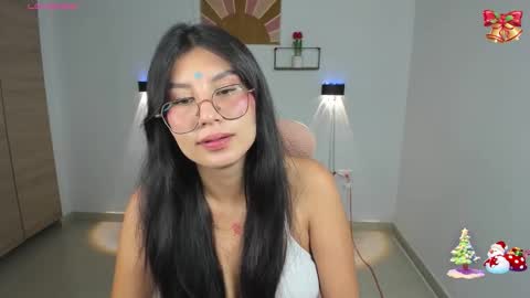 Emi online show from December 2025 05:31:01 PM