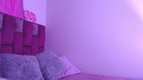 Snapshot of emily_w2 chatting on January 2025 03:41:01 AM emily_w2 online show from January 2025 03:41:01 AM