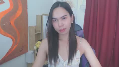 emily_xo143 online show from May 2026 11:05:01 AM