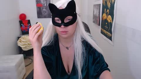 Emily online show from February 2025 10:12:02 AM