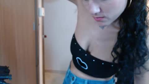 Snapshot of emily_zc1 chatting on October 2025 07:55:01 PM EMILY  online show from October 2025 07:55:01 PM