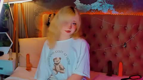 Baby Emelli online show from July 2026 06:50:02 AM