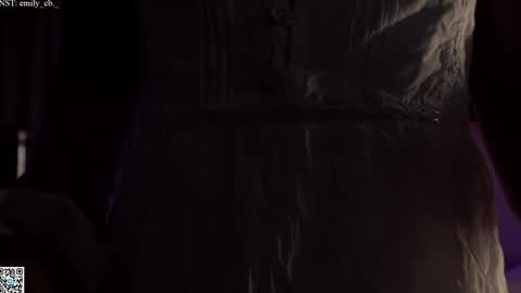 Snapshot of emilybatee chatting on December 2024 06:30:02 PM emilybatee online show from December 2024 06:30:02 PM