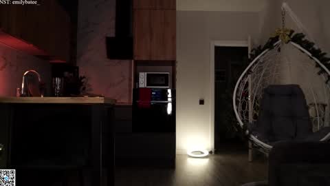 Snapshot of emilybatee chatting on February 2026 06:26:02 PM emilybatee online show from February 2026 06:26:02 PM