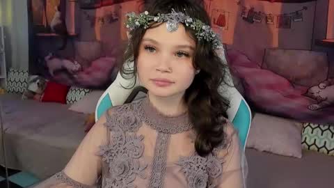 Emilyhaves online show from October 2025 06:37:02 AM