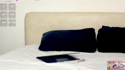 Emily online show from April 2026 06:45:01 PM