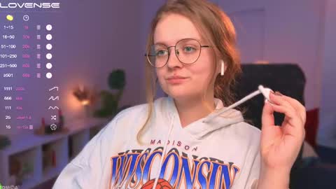 Emily  online show from February 2025 12:21:01 PM