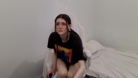 emilyfox5 online show from November 2025 02:06:01 AM